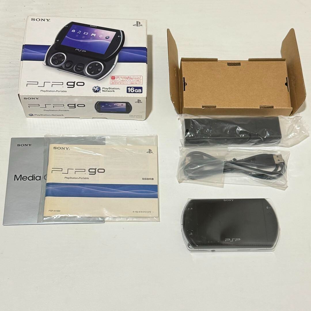 SONY PSP go箱付きフルセット、中古品 Sony PSP Go PlayStation Portable Go Piano Black PSP-N1000 Console