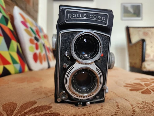 Rolleicord Vb - 120 TLR Film Camera  Rollei Werke Xenar 75mm f3.5. Works. Read