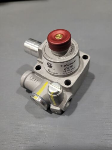 Robertshaw 1720-802 TS11 Magnetic Head with Pilot Out - Picture 2 of 3