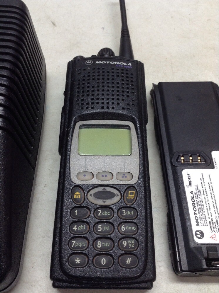 Motorola モトローラ XTS5000 実物 モトローラ xts 5000 実物 Motorola Motorola XTS5000 700/800 MHz