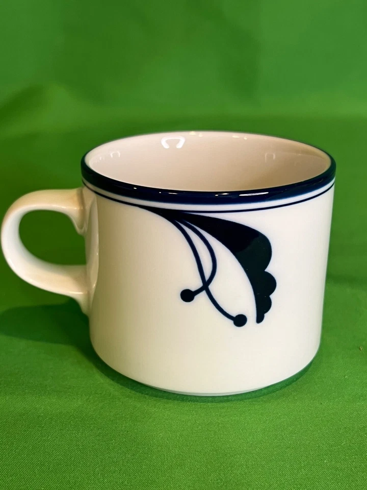 Taza de café de té Dansk Flora Bayberry azul blanco Japón 8 OZ Foto 4 de 4