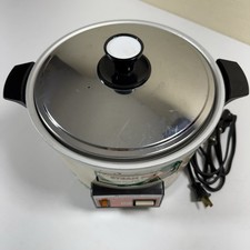 Cuiseur à Riz Hitachi RZ-BC10M Induction - 5,5 Tasses - Fabriqué Au Japon - Occasion