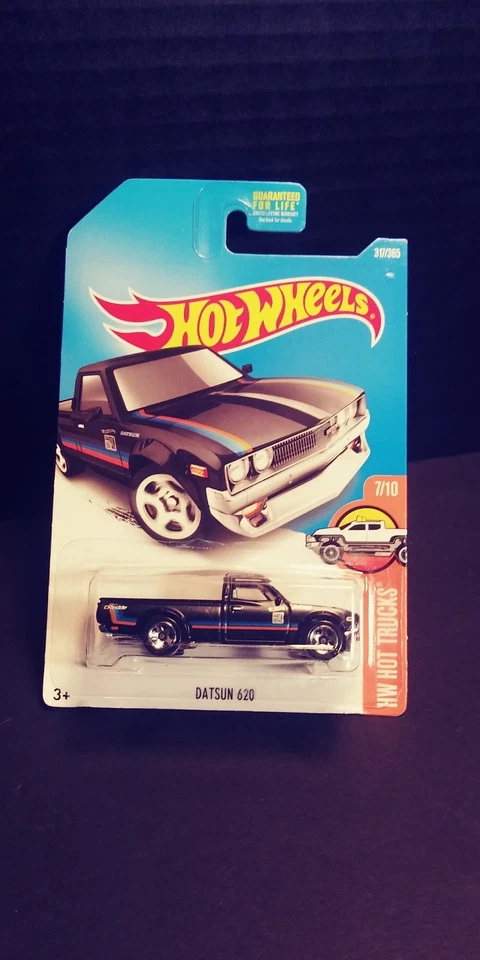 Hot Wheels Datsun 620 HW HOT TRUCKS 317/365 NUEVO EN TARJETA AZUL Foto 2 de 4