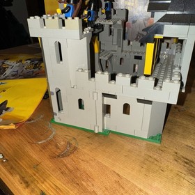 LEGO 6074 Black Falcons Fortress - 98% Complete with Box & Instructions