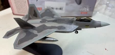 F-22 RAPTOR,  1:100 SCALE  IN FLIGHT MODE  WLTK