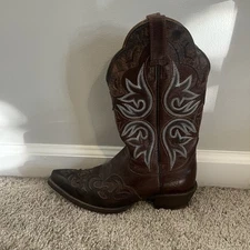 Women’s Ariat Haven Cowgirl Boots Size 7B Wingtip Snip Toe