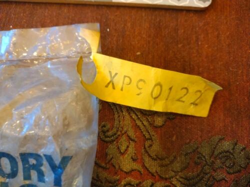 NEW OLD STOCK AC DELCO FUEL PUMP - FITS: AUSTIN A35 VAN (1967-69) - Picture 7 of 7