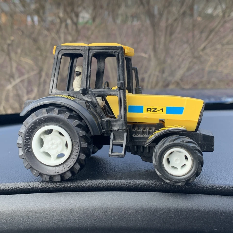 Vintage New Ray RZ-1 Push Yellow Tractor 5" - Image 3 of 4