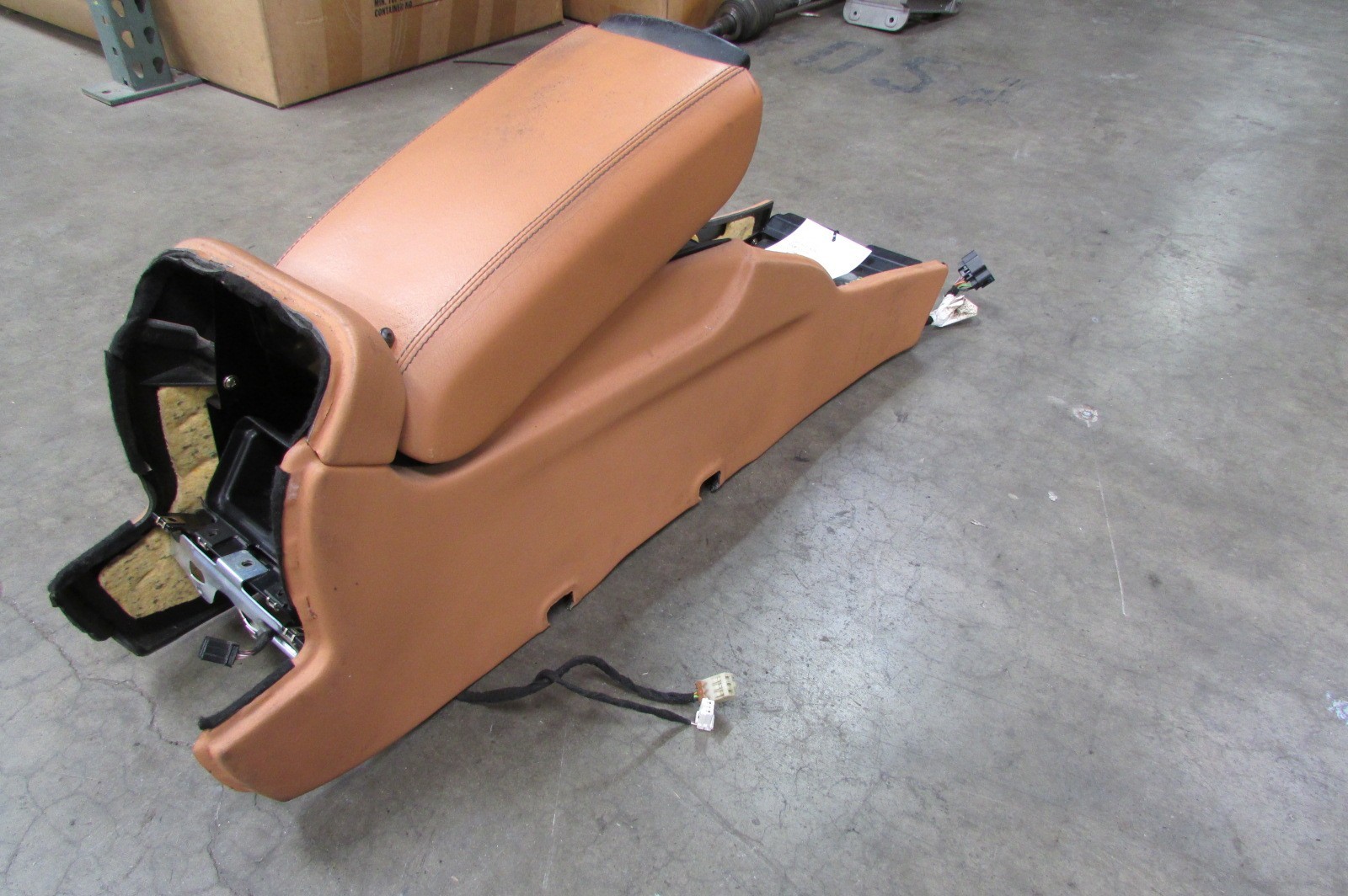 Maserati Quattroporte, Beige Front Center Console, Used P/N 981342005