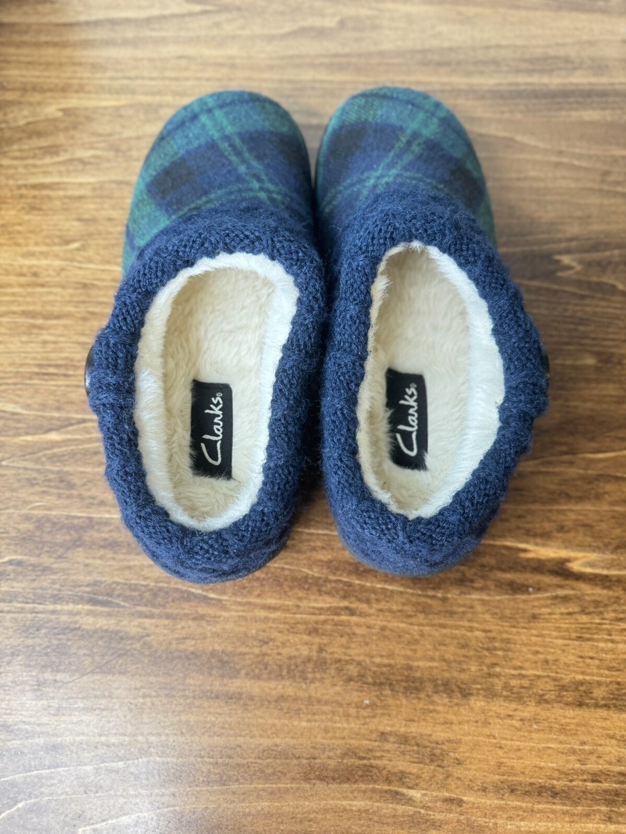 Clarks I31459XT 6M Women's Plush Faux Fur Lining Slippers