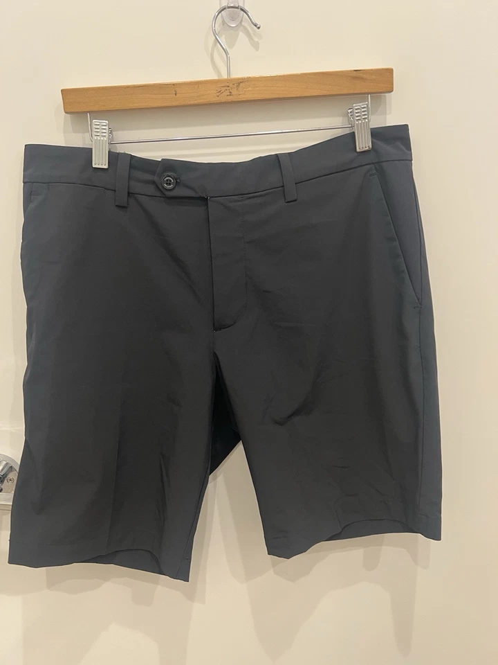 Мужские шорты для гольфа J lindeberg размер 32 черные - Изображение 3 из 4