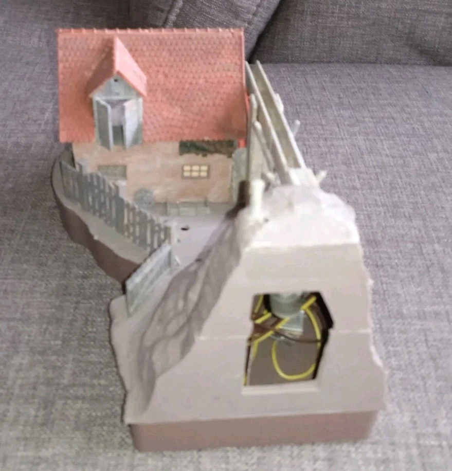 Faller B-225 Mühle Wassermühle mit Pumpe Spur HO - Bild 4 von 4