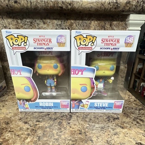 Funko Pop! Stranger Things Scoops Ahoy Robin/Steve Sherbert Surprise #1546 #1545