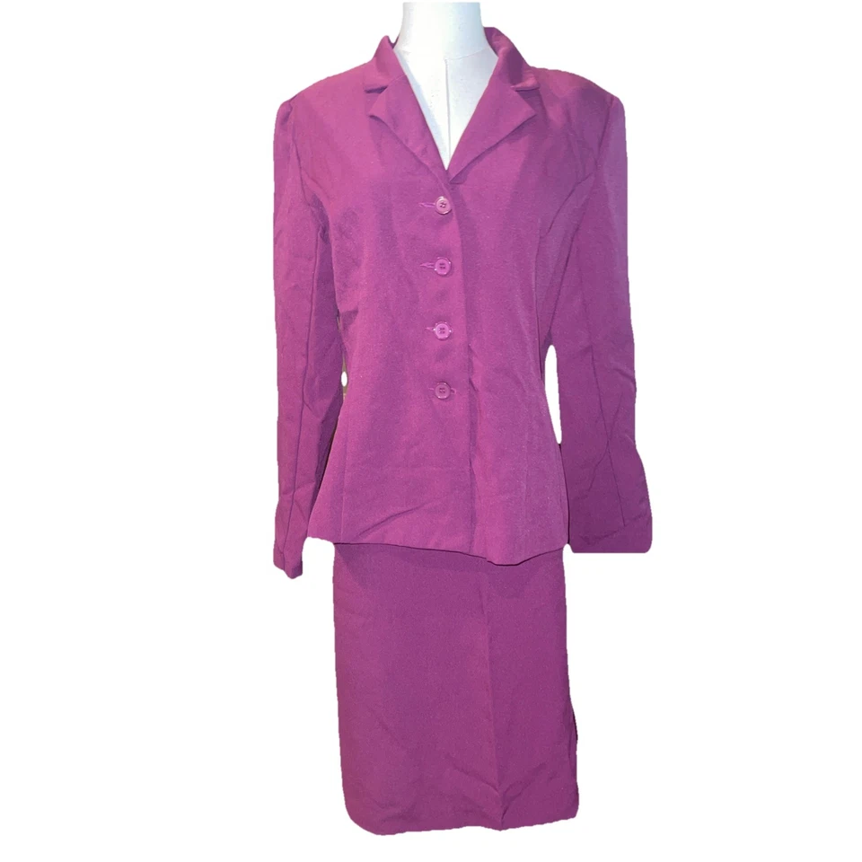 Tiana B two-piece skirt suit purple/pink Sz 12 Four Button - Image 2 of 4