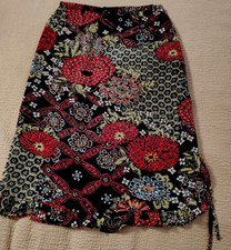 Central Falls Black/Red/Blue Floral Skirt-Size 2-Ruffled-Vintage-Made in USA