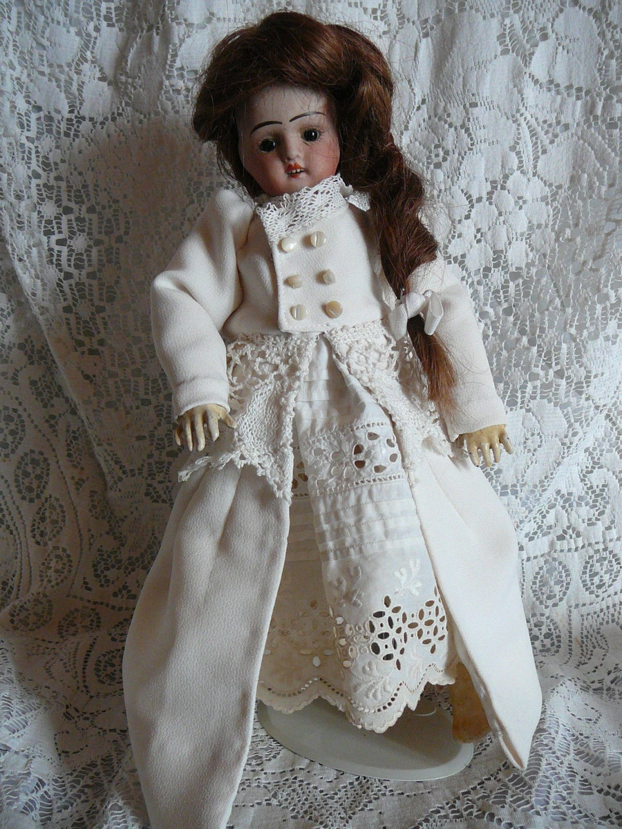 Poupée JV (Jules Verlingue), marquée Petite française. - Lot 165