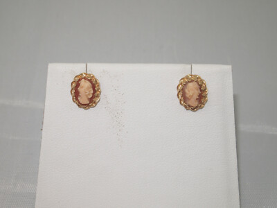 14k Yellow Gold Estate Cameo Post Stud Earrings