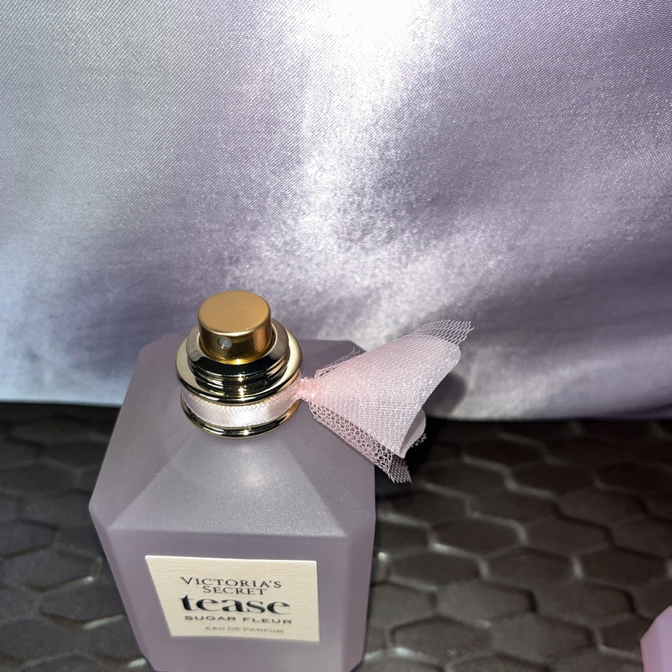 Victoria's Secret Tease парфюмированная вода спрей, 3,4 унц - Изображение 2 из 3