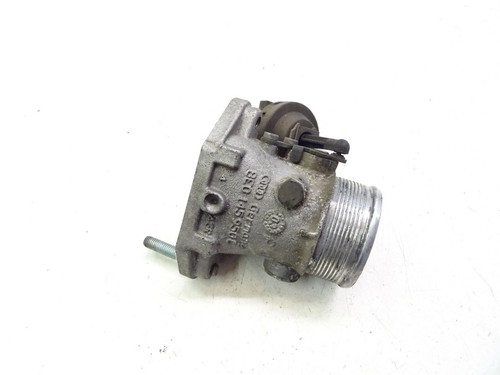 AUDI A4 B6 8E 2.5l TDI BAU Drosselklappe Stutzen Ansaug Motor 8E0145950C Passat