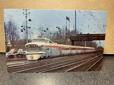 Pennsylvania Railroad Aerotrain EMDLW12 Paoli Pennsylvania Postcard￼