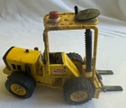 Vintage 70s Tonka Yellow Die Cast Metal Forklift #52900 XR-101