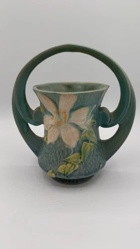Roseville Pottery  Clematis Basket Blue #387-7 Excellent Condition