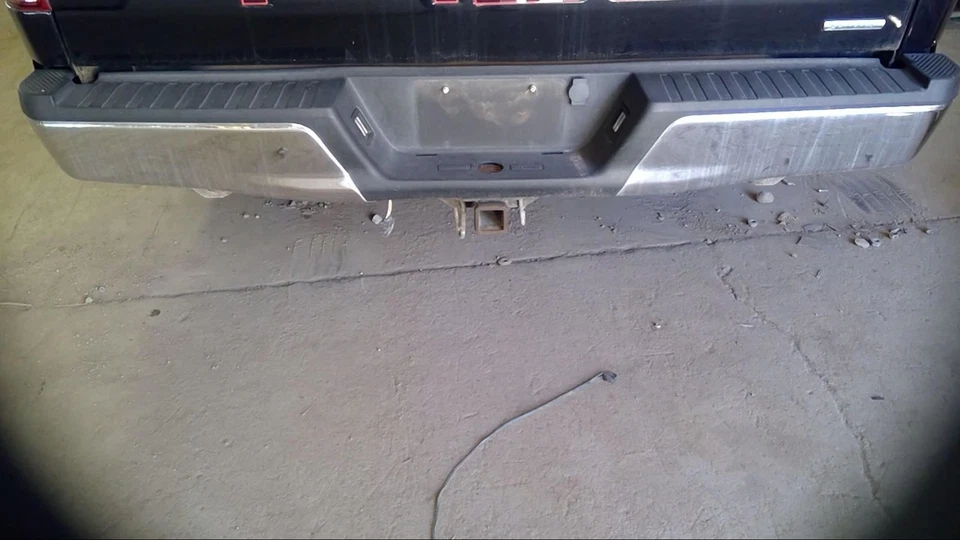 (LOCAL PICKUP ONLY) Rear Bumper Receiver Style Hitch Chrome Fits 15-20 FORD F150 Foto 2 de 4