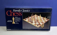Pressman Chess #3224 Family Classics New Old Stock Sealed 1991 Staunton