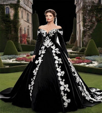 Black Gothic Wedding Dress With White Appliques Fantasy Velvet Bridal Dresses