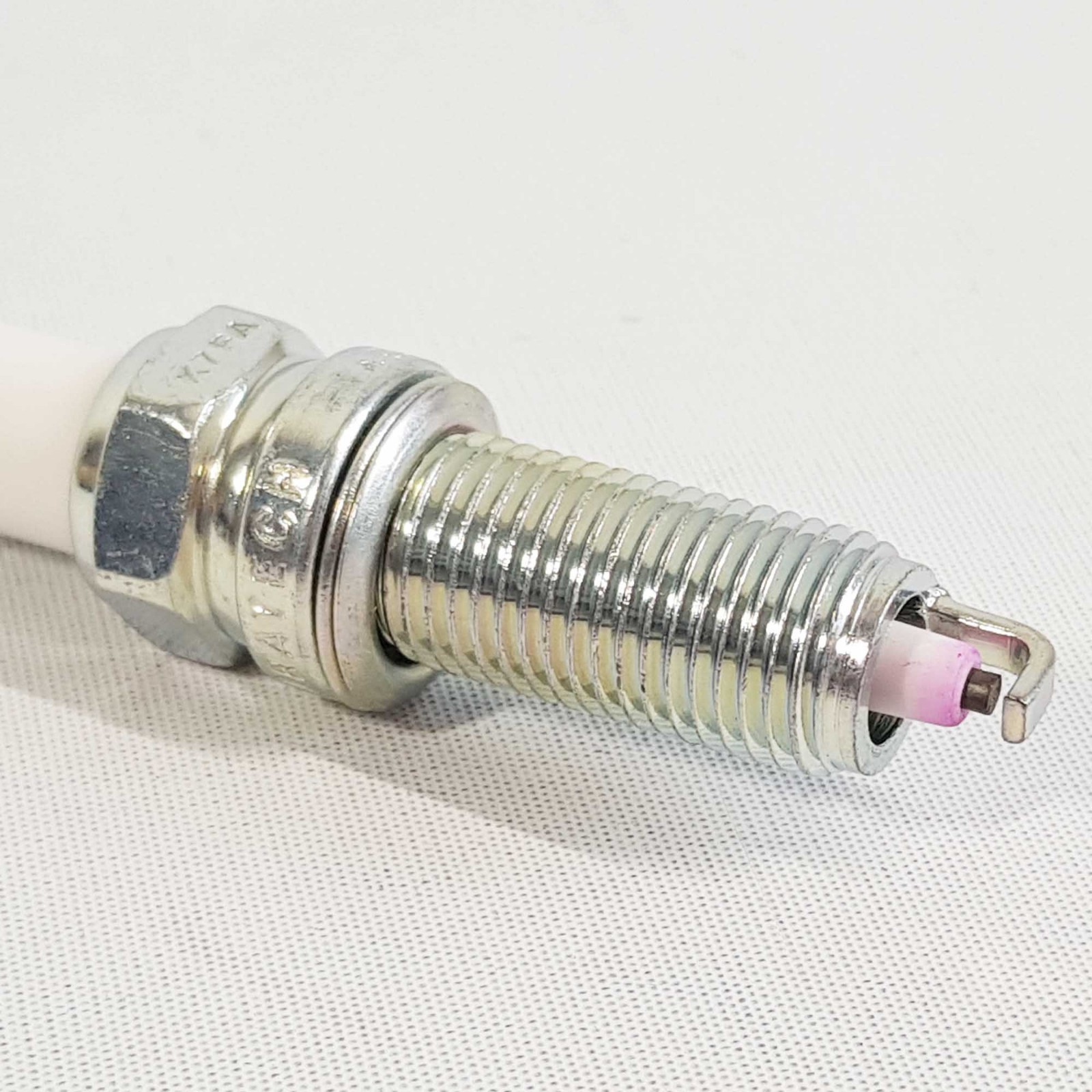 1885810090 Engine Ignition Spark Plug 4Pcs=1Set For HYUNDAI ELANTRA