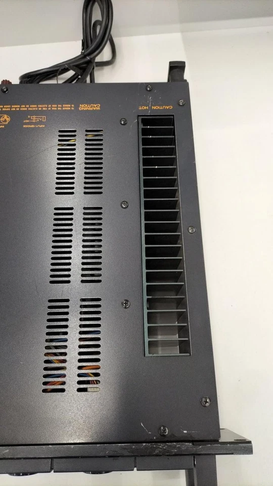 TOA P75D Power amplifier rack type From Japan - Image 4 of 4