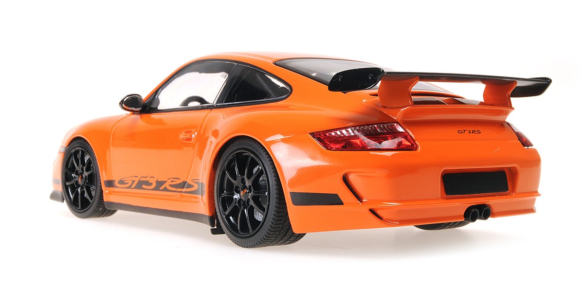 Minichamps 1/18 PORSCHE 911 GT3 RS ORANGE 2007 - 155062122