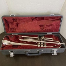YAMAHA YTR-135 Trumpet Silver Beginner-Friendly Model Japan Exc