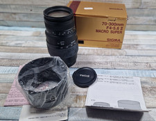Sigma 70-300mm F4-5.6 Macro Super Telephoto Zoom Lens Canon Ef Mount