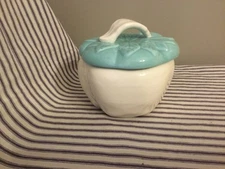 Vtg MCM  Hoenig of California Pottery APPLE DISH/CROCK w/LID Turquoise/wt 5 x 5