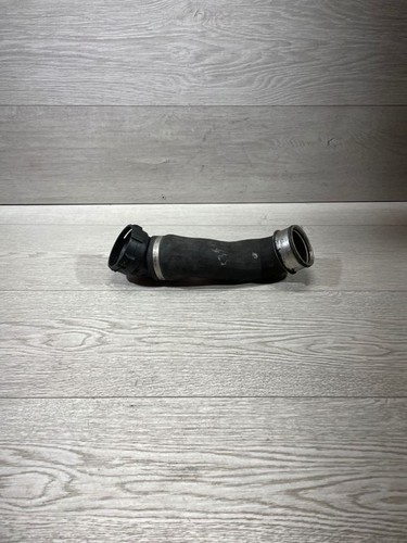 BMW 5 E60 E61 2006 Diesel 200kW Schlauch Leitung Ladeluftkühler 7793606