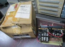 😏 NEW GE 18 AMP REVERSING MOTOR STARTER 480V COIL 600V 3∅ 5 HP SIZE 0 CR309B004