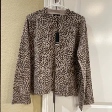 Monrow NWT mini leopard mock neck long sleeve in latte size large