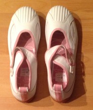 1N White with Pink UK5 EU38 US7 FCUK Mary Jane Sneakers Pumps Trainers Flat 23a