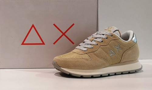 Sneakers donna scontate fino al -75%* | Zalando Privé IT