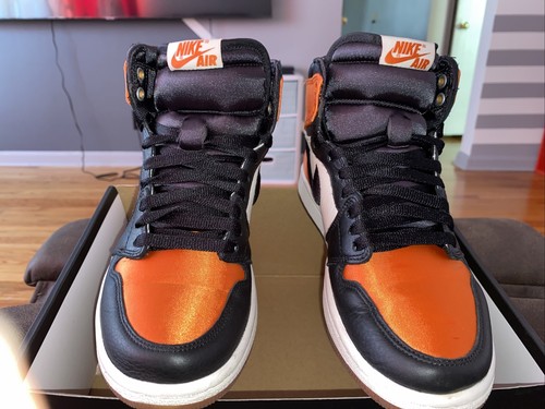 Air Jordan 1 Retro High Satin Shattered 