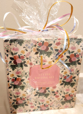 NEW Sealed Rifle Paper Floral Letter Writing Set, Sheets, Envelopes, Seals & Pen