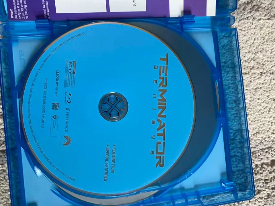 Terminator: Genisys (2015) Blu-ray + DVD + Digital HD Slipcover Edition – Arnold Foto 3 de 3