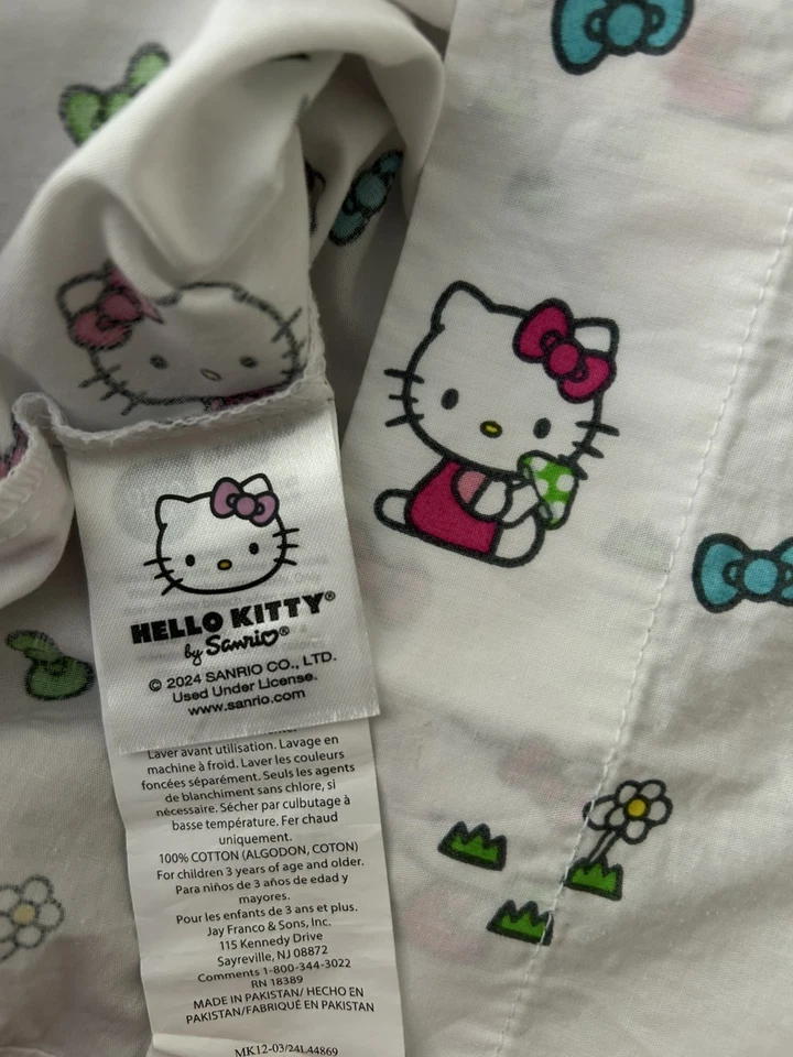 Juego de dos fundas de almohada Sanrio Hello Kitty tamaño estándar Foto 4 de 4