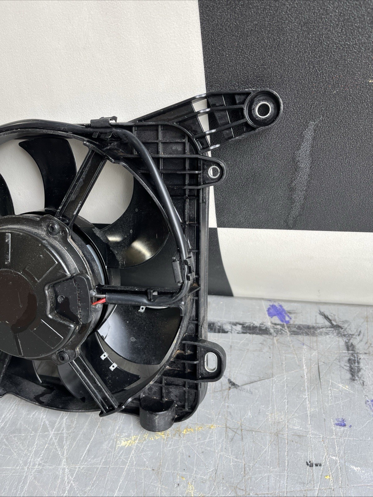 2023 2024 2025 McLaren Artura Radiator Cooling Fan Used Oem 16LA433CP