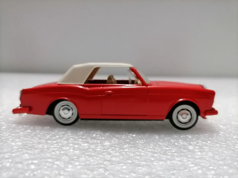 BENTLEY Continental - Modelo Vintage Escala 1:43, Solido Hecho en Francia 1988 Foto 3 de 4