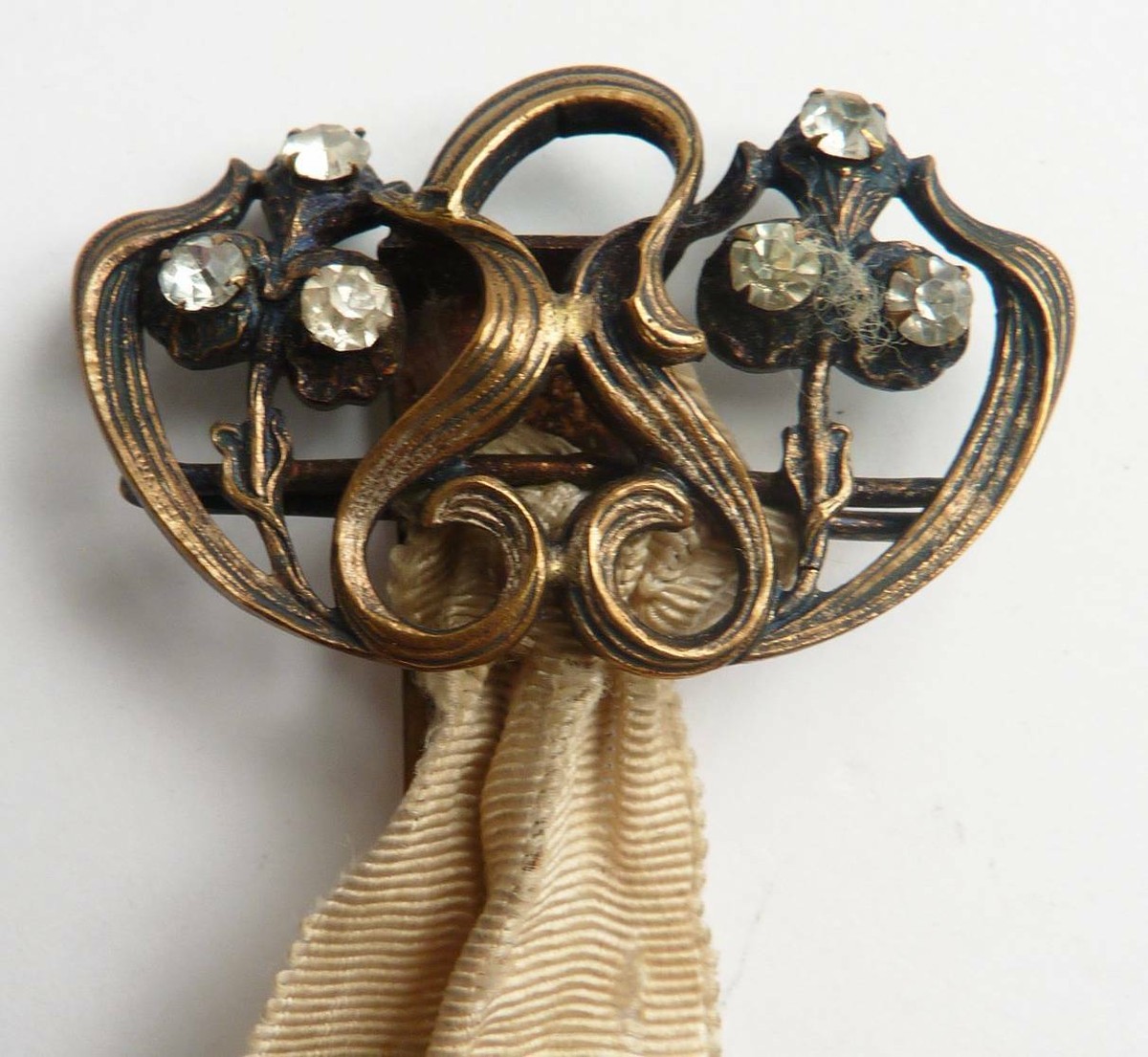 Clavette De Châtelaine Avec Porte-Ciseaux - Montre à Gousset (Montre De Poche) Argentée - Style Vintage - Occasion TB