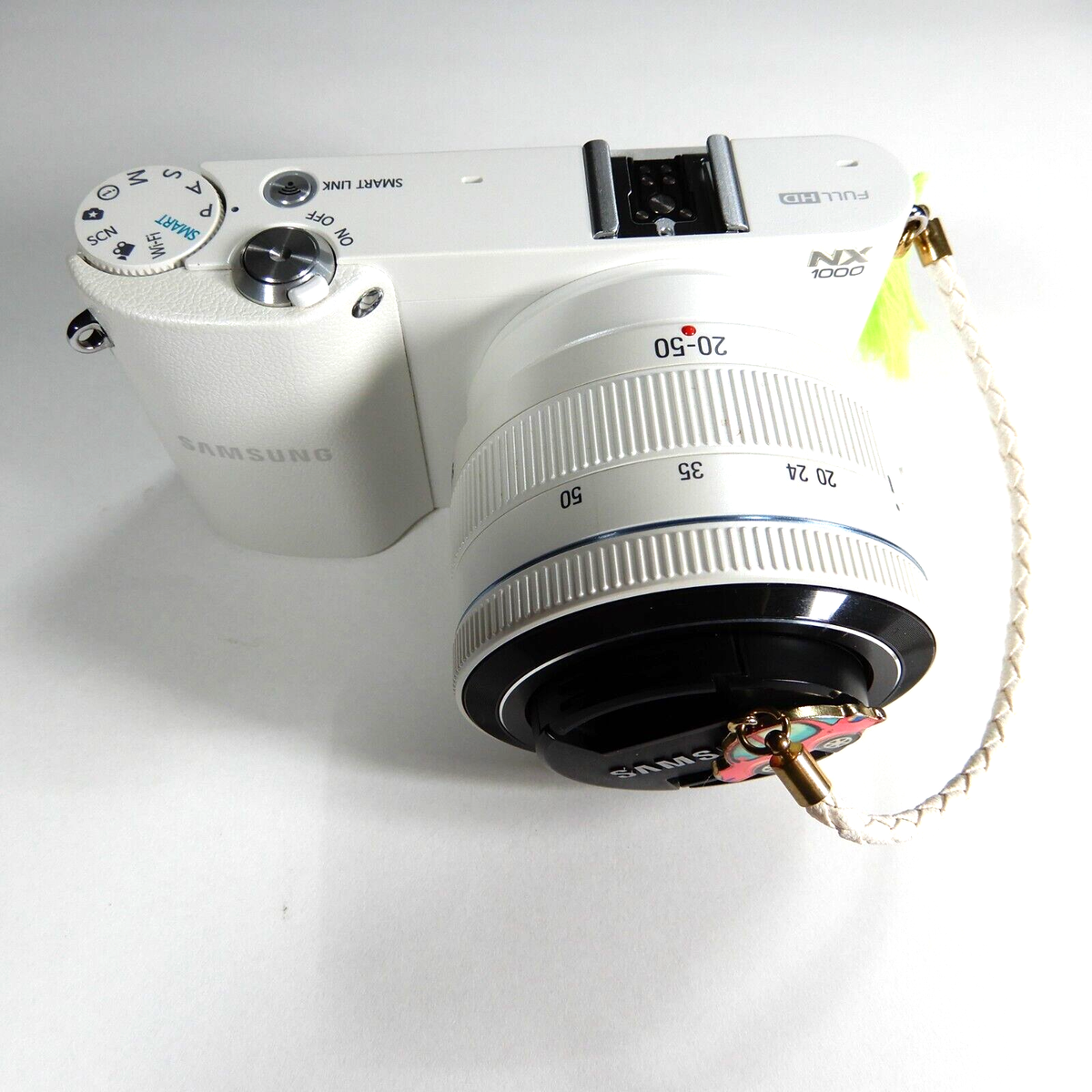 Good - Samsung NX1000 AFW 20.3 MP 20-50mm ED Lens 3.5-5.6