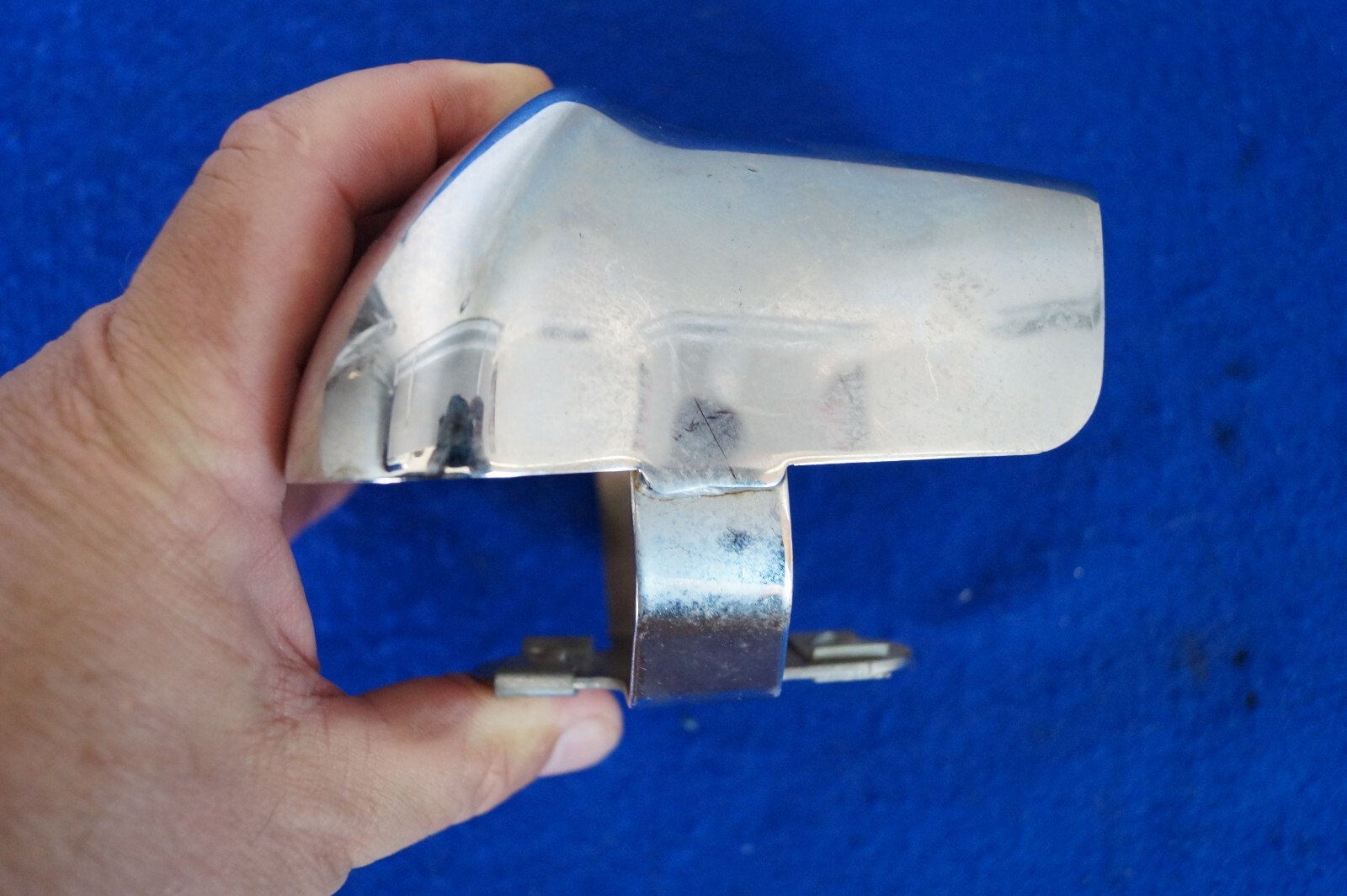 Genuine Harley Davidson OEM Waterfall Horn Cover Chrome 61300523 1993