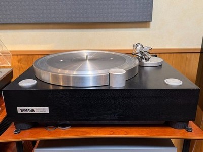 YAMAHA GT-2000 Turntable SAEC WE-407/23 Tonearm + Reinforced Power Supply, Used